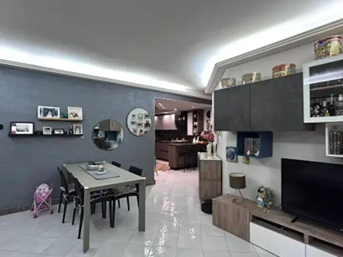 Appartamento quadrilocale in vendita in Via Don Luigi Sturzo, Carlentini