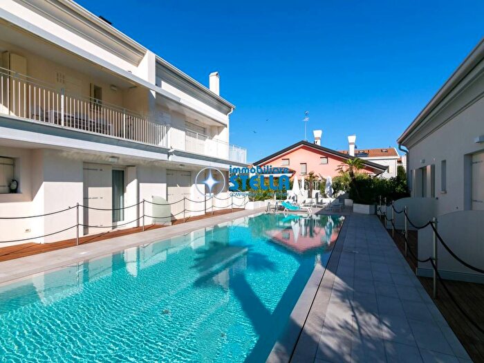 Appartamento trilocale in affitto in Via Concordia Sagittaria, Lido Centro Ovest, Jesolo