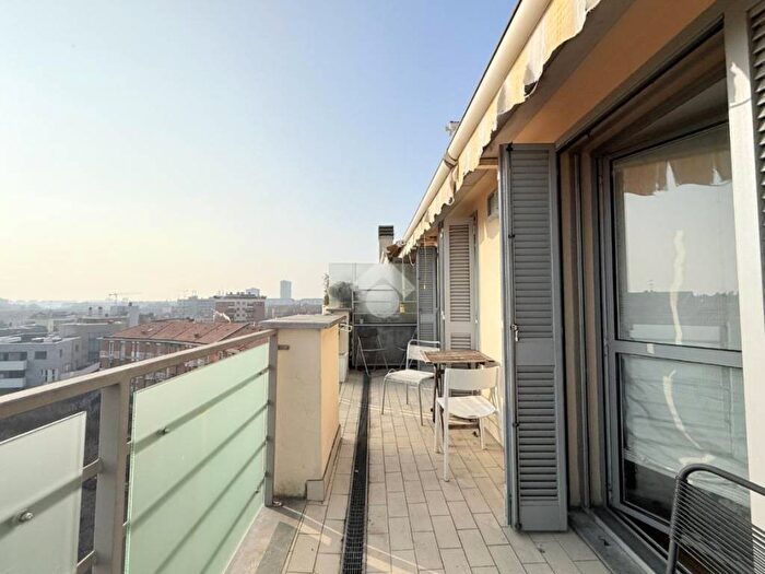 Appartamento trilocale in affitto in Piazza Agrippa, Cermenate Abbiategrasso, Milano