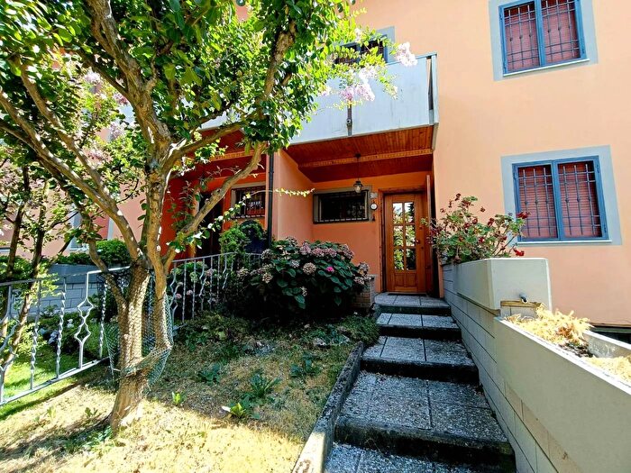 Casa con 5 locali in vendita in Via Trento E Trieste Formigine, Formigine