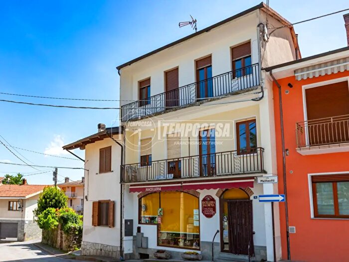 Appartamento quadrilocale in vendita in Via Matteotti, Coazze