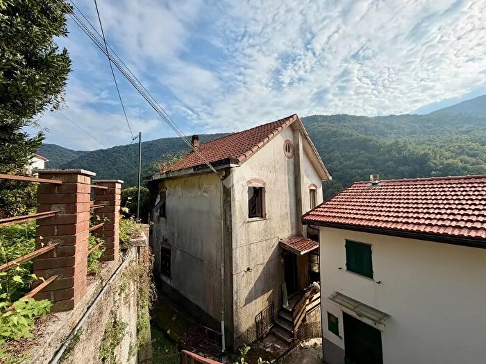 Casa con 5 locali in vendita in Via Mogadiscio, Bargagli