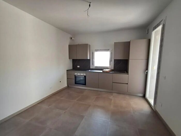 Appartamento bilocale in affitto in Capraia E Limite