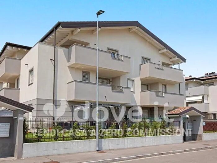 Appartamento con 5 locali in vendita in Via Marie Curie, Rivolta D'Adda