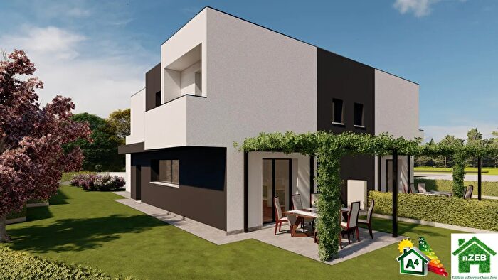 Casa quadrilocale in vendita in Via Monte Rua, Padova