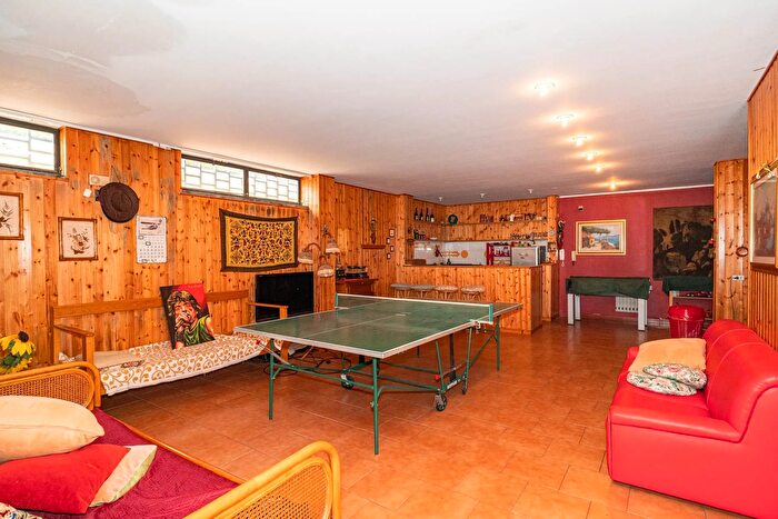 Casa con 15 locali in vendita in Via Galermo Catania, Catania