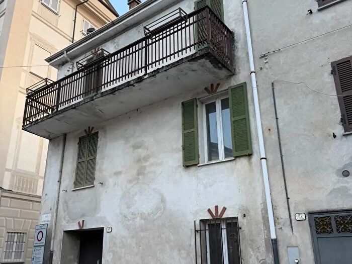 Case in Vendita e in Affitto - 2