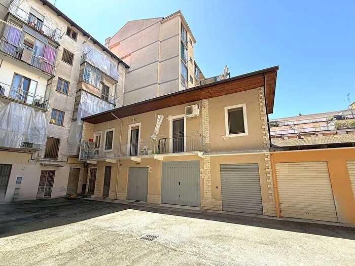 Appartamento trilocale in vendita in Via Po, Chivasso