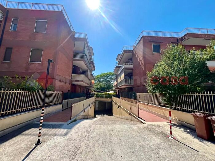 Appartamento trilocale in vendita in Via Casal Bellini, Tivoli