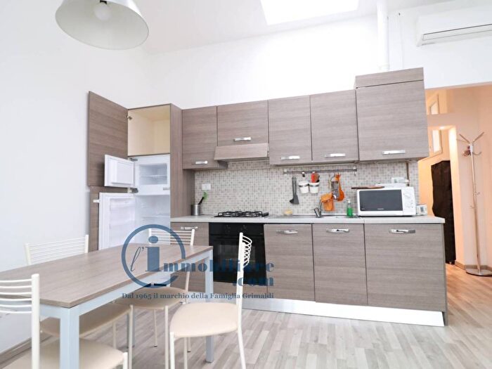 Appartamento bilocale in affitto in via Gola, Navigli Darsena, Milano