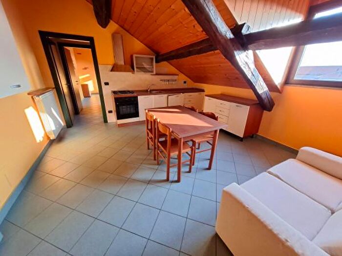 Appartamento bilocale in vendita in Via Roma, Rovellasca