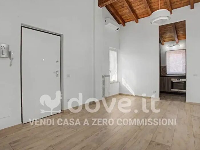 Appartamento trilocale in vendita in Via Giuseppe Verdi, Cuvio
