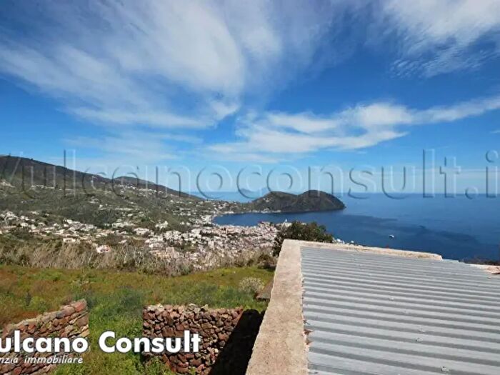 Casa bilocale in vendita in Località Mendolita, Lipari
