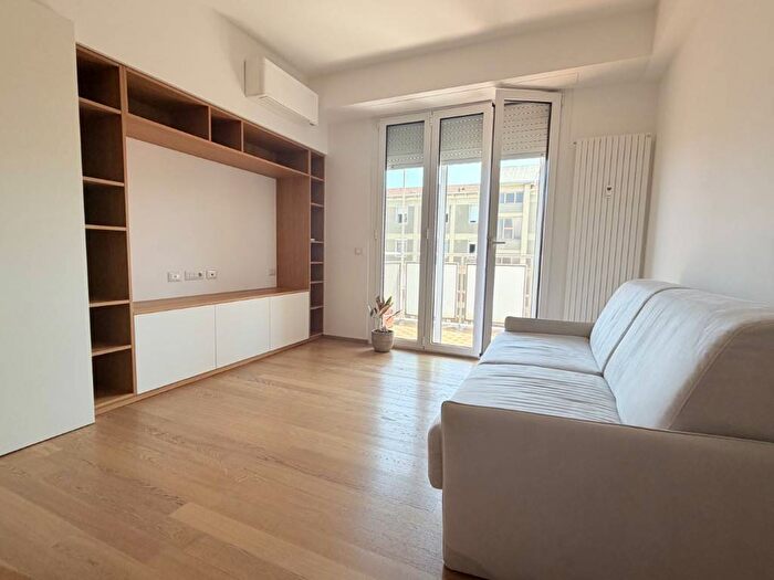 Appartamento bilocale in affitto in Via Alcuino, Sempione, Milano