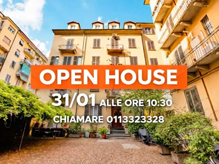 Appartamento con 5 locali in vendita in Via Valeggio, Torino