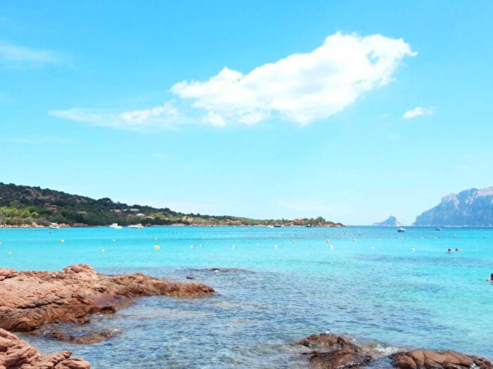 Casa trilocale in affitto in Via di Lu Impostu, Lu Fraili Di Sotto, San Teodoro