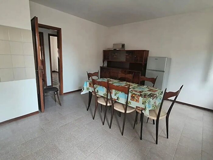 Appartamento trilocale in affitto in Piazzetta G Carducci, Legnago