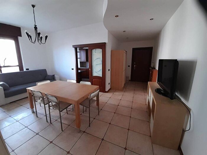 Appartamento quadrilocale in affitto in Viale Rimembranze, Centro, Lainate