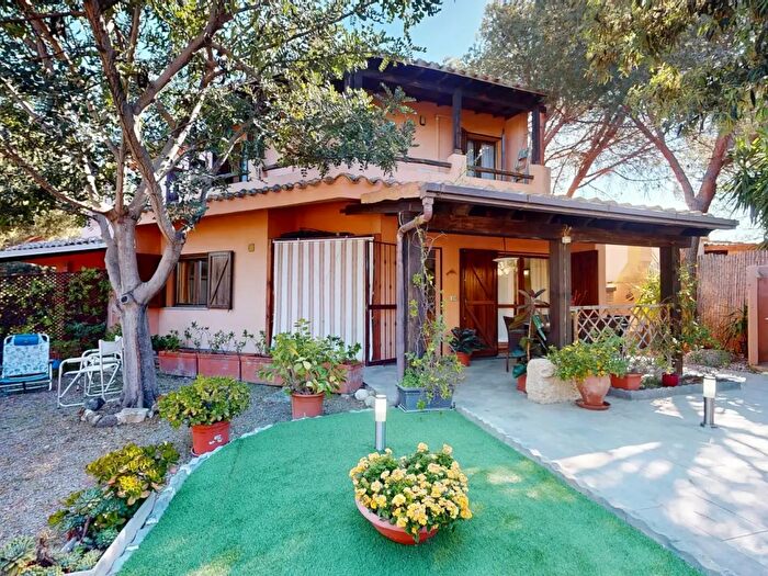 Casa trilocale in vendita in Via delle Sughere, Quartu SantElena