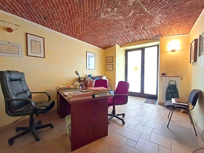 Casa con 7 locali in vendita in Via Giacomo Matteotti, Cirie'