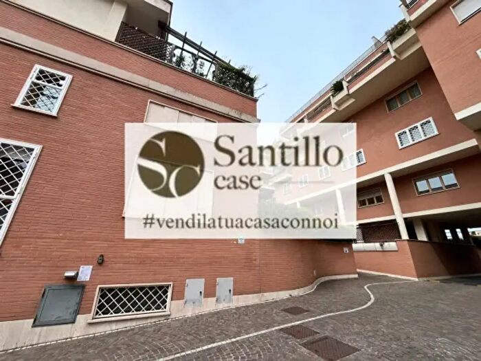 Appartamento bilocale in vendita in Via Assisi, Roma