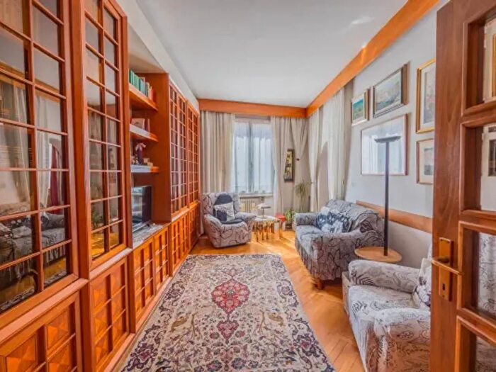 Appartamento trilocale in vendita in Via San Quirino, Bolzano