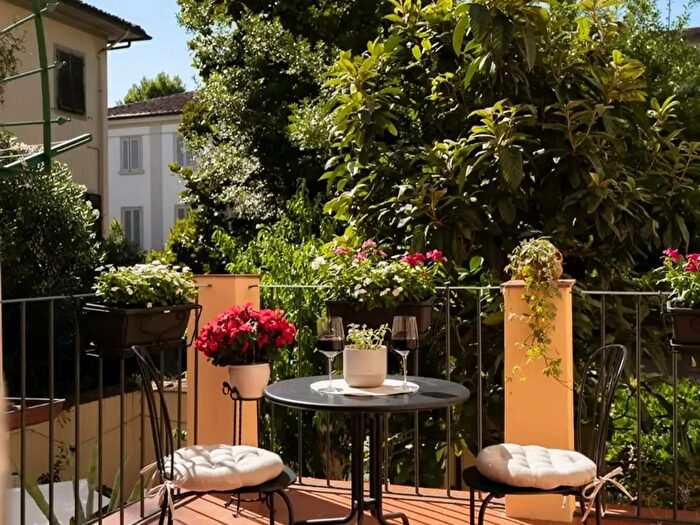 Appartamento con 5 locali in affitto in Via della Mattonaia, Firenze