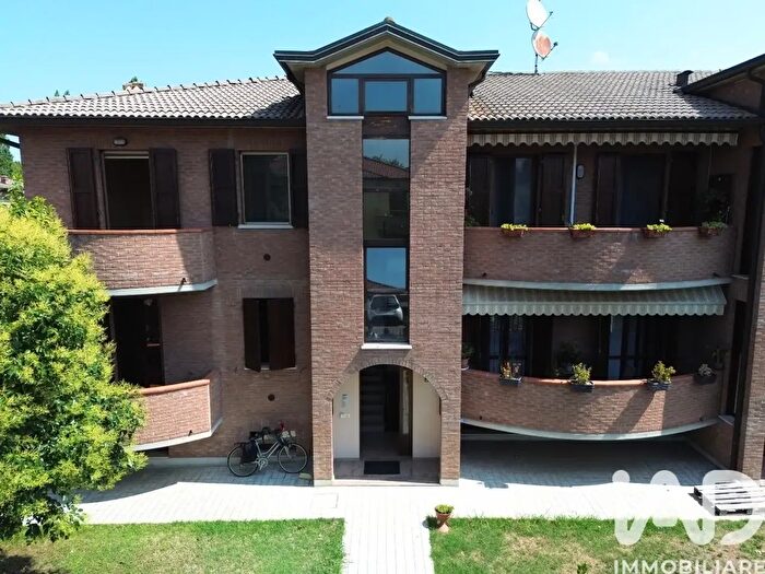 Appartamento quadrilocale in vendita in Via Dante Alighieri, San Martino In Rio