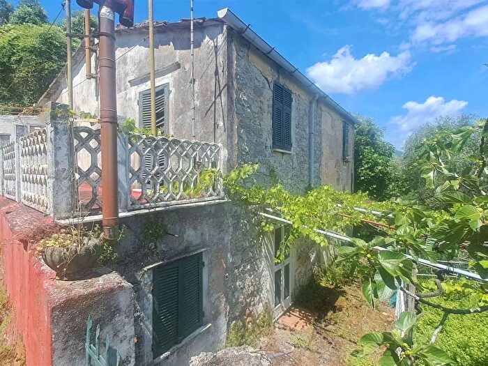 Casa con 6 locali in vendita in Portovenere