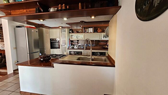 Casa con 6 locali in vendita in Calasetta, Calasetta