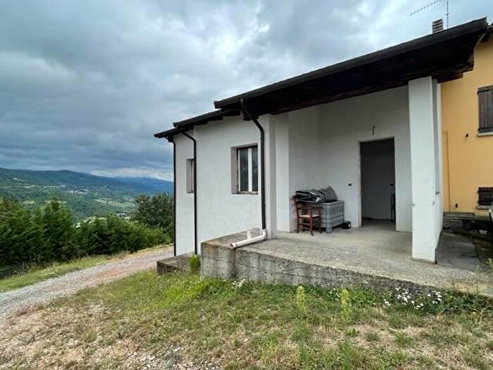 Casa quadrilocale in vendita in Grizzana Morandi