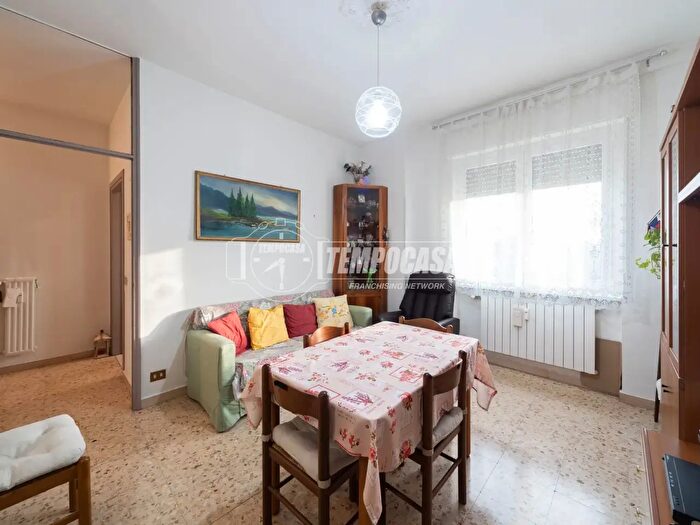 Appartamento trilocale in vendita in Via Papa Giovanni XXIII, Renate