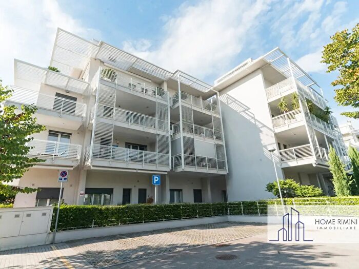 Appartamento quadrilocale in vendita in Via Andrea Costa, Rimini
