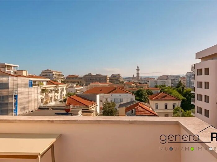 Appartamento trilocale in vendita in Pescara