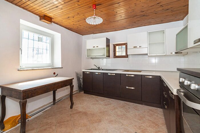 Casa bilocale in vendita in Via delle Merane Festiona, Demonte