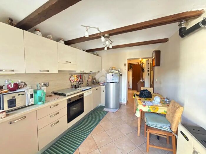 Appartamento trilocale in vendita in Via Seminario, Giaveno