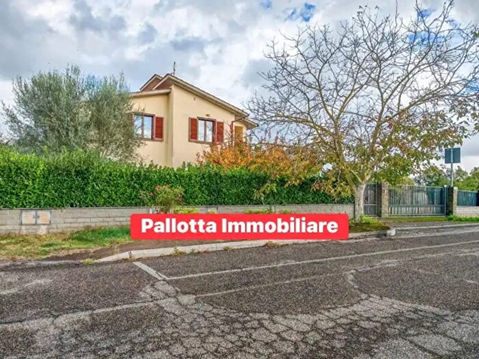 Casa con 5 locali in vendita in Via delle Meste, Capodimonte