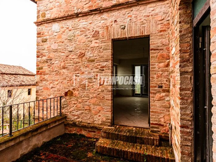 Appartamento trilocale in vendita in Località Corsciano Corsciano, San Severino Marche