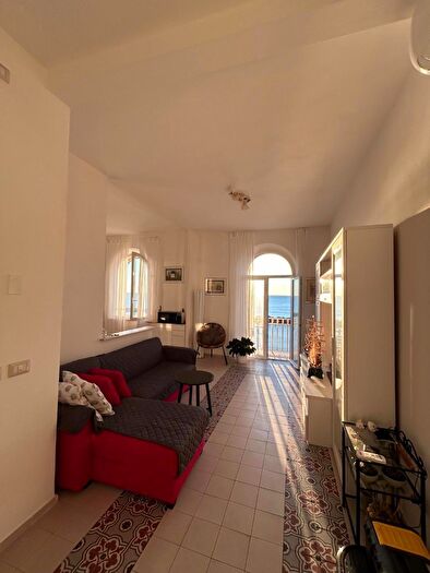 Appartamento quadrilocale in affitto in Pisa