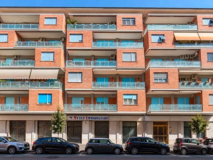Appartamento quadrilocale in vendita in Via Firenze, Frosinone