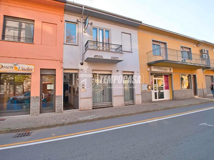 Appartamento quadrilocale in vendita in Galliate