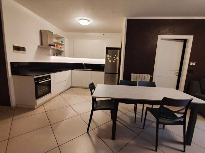 Appartamento trilocale in affitto in Via Muriaglio, San Paolo, Torino