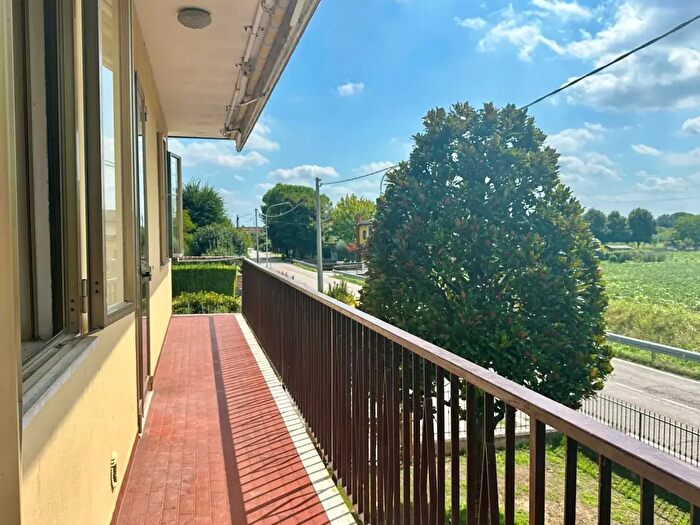 Appartamento con 5 locali in vendita in Via Sottomarina, Abano Terme
