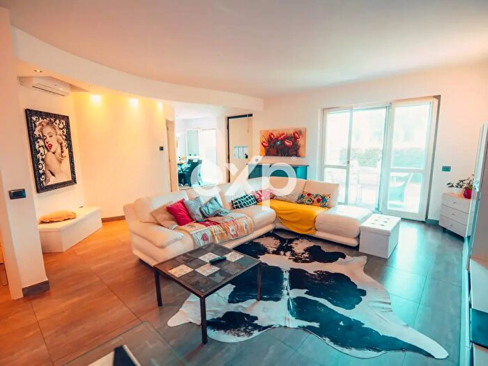 Casa con 9 locali in vendita in Via Serello, Polpenazze del Garda