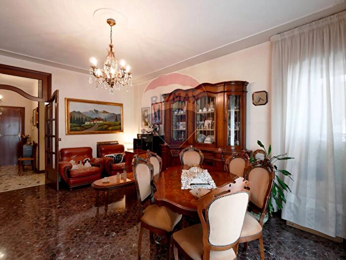 Appartamento trilocale in vendita in Via San Pasquale, Modugno