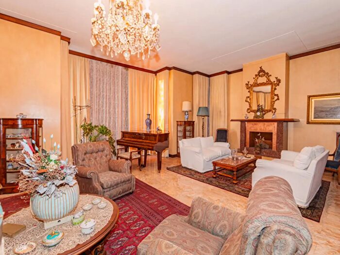 Casa con 5 locali in vendita in Via Giovanni Vidari, Vigevano