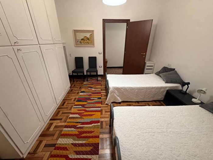 Appartamento con 5 locali in affitto in Via Antonio Cecchi, Foce, Genova