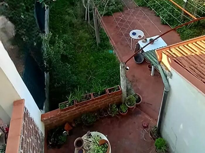 Casa con 9 locali in vendita in a Ciro Menotti, Carrara