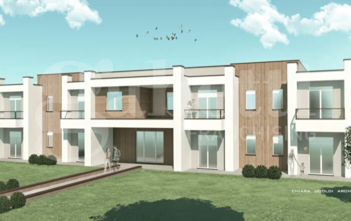 Appartamento quadrilocale in vendita in Turate