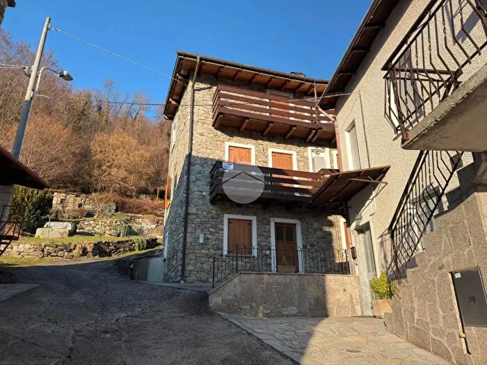 Appartamento trilocale in vendita in Via Ca Vervio, Montagna In Valtellina